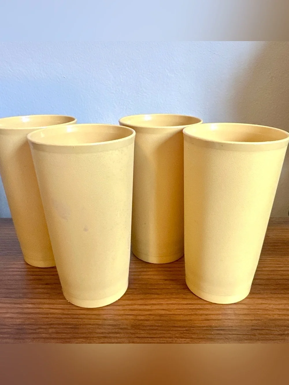 4 Tupperware #873 Yellow Drink Cups 12 Ounce Tumblers Harvest Gold Vintage USA